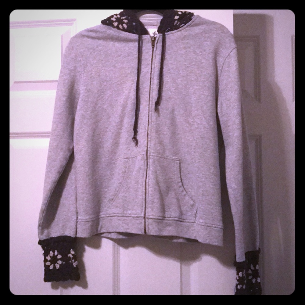Sweatshirt jacket with crochet detailing